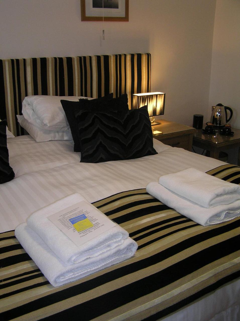 Townhouse Rooms Truro Zewnętrze zdjęcie